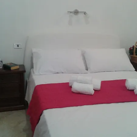 La Bed & Breakfast 3*