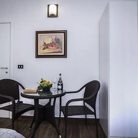 La 3* Brindisi