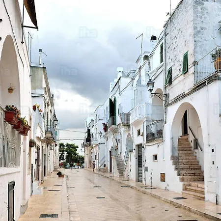 La 3* Brindisi