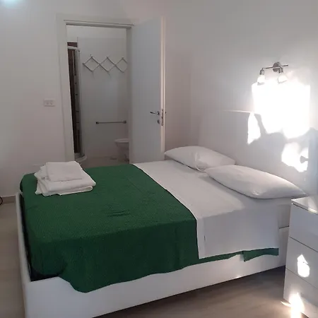 Bed & Breakfast La 3*