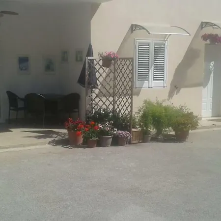 Bed & Breakfast La 3*