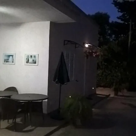 La